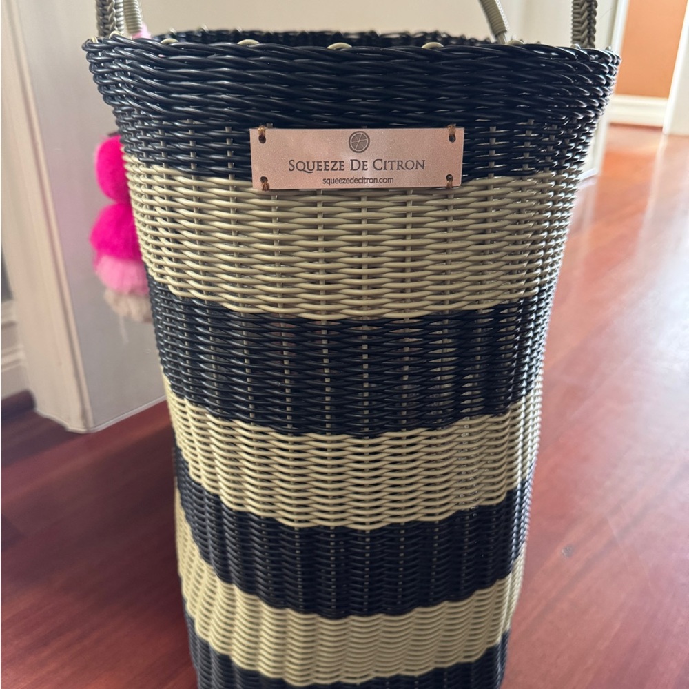 Squeeze De Citron Tote - Picture 5 of 13